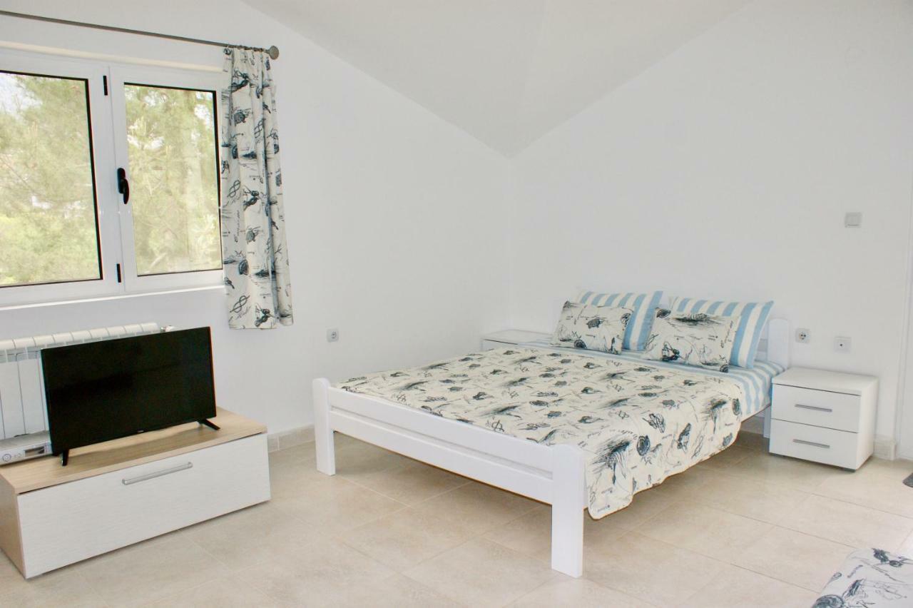 Studio Apartments Morinj Exterior foto