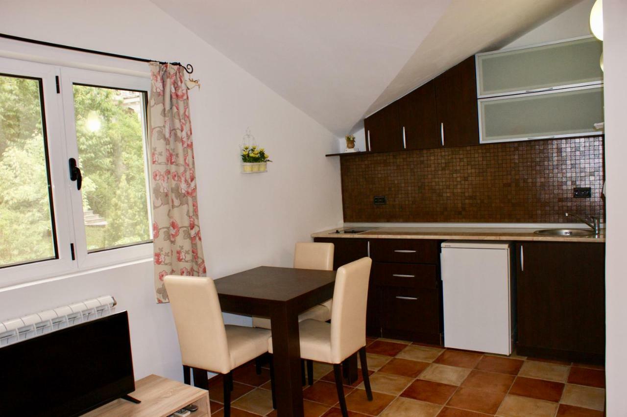 Studio Apartments Morinj Exterior foto